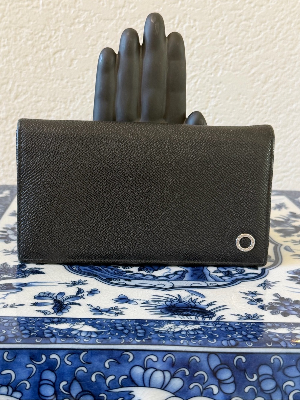 Bvlgari Unisex Leather Continental Wallet like new